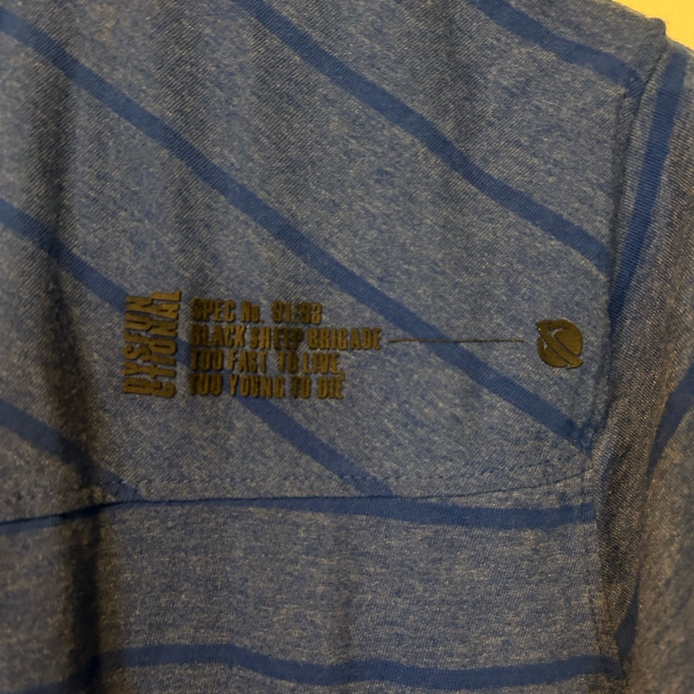 Men’s tee size medium - Picture 4 of 5